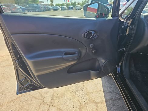 Used 2015 Nissan Versa Note S Plus FWD image 11