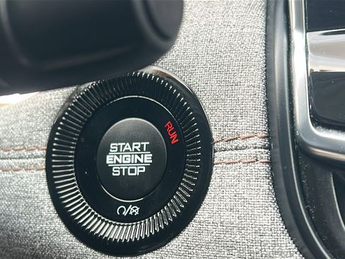 Certified 2022 Jeep Compass Latitude image 25