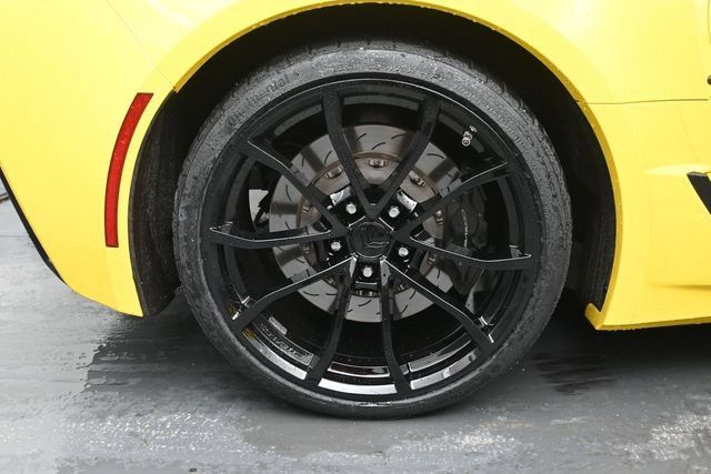 Used 2017 Chevrolet Corvette Grand Sport RWD image 32