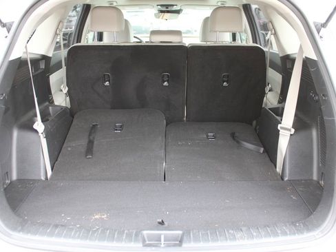 Certified 2025 Kia Sorento S w/ Panoramic Sunroof Package image 10