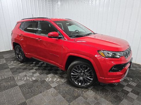 Used 2022 Jeep Compass Limited AWD/4WD image 7