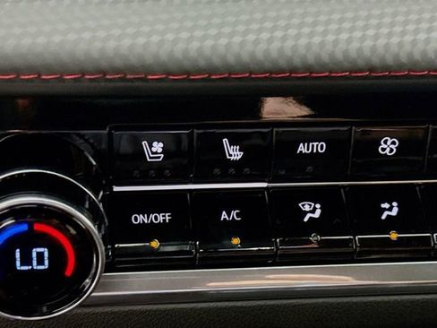 New 2026 Chevrolet Equinox RS w/ Convenience Package III FWD image 21