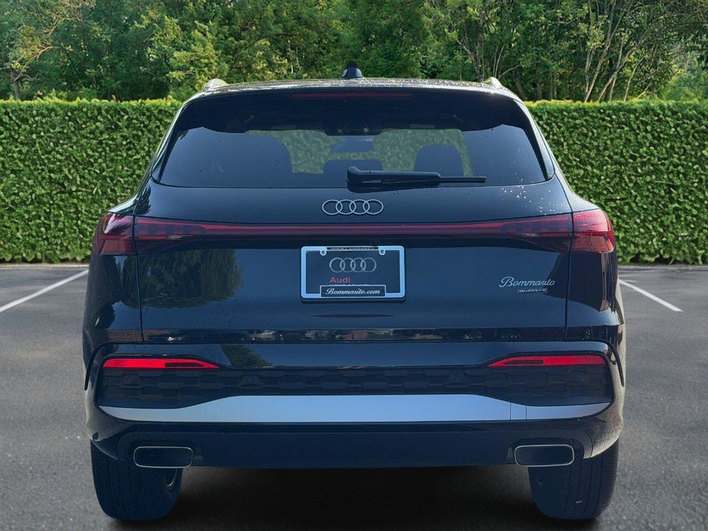 Used 2025 Audi Q5 Premium w/ Convenience Package AWD/4WD image 5