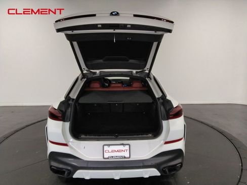 Used 2022 BMW X6 xDrive40i image 8