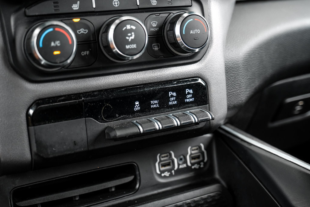 Used 2023 RAM 1500 Big Horn AWD/4WD image 37