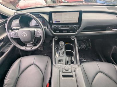 Used 2024 Toyota Grand Highlander AWD
