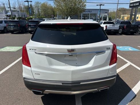 Used 2018 Cadillac XT5 Platinum w/ Driver Assist Package AWD/4WD image 5