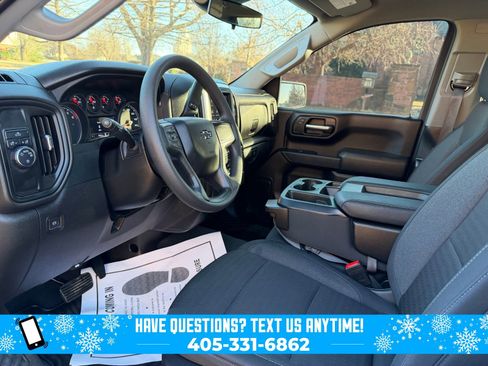 Used 2024 Chevrolet Silverado 1500 Custom w/ Dark Appearance Package image 16