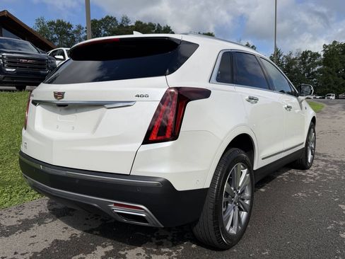 Used 2025 Cadillac XT5 Premium Luxury w/ Technology Package AWD/4WD image 11