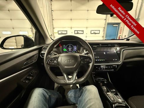 Used 2023 Chevrolet Bolt EUV LT image 15