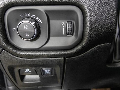 New 2026 RAM 1500 Classic Warlock image 30