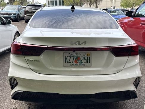 Used 2023 Kia Forte LXS FWD image 5