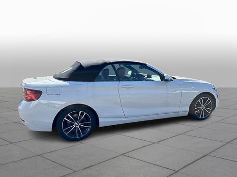 Used 2020 BMW 230i xDrive Convertible w/ Premium Package AWD/4WD image 4