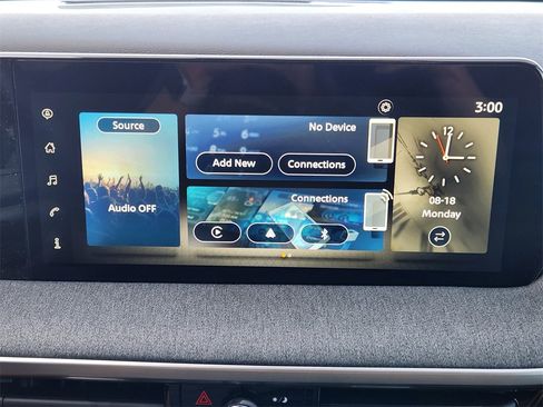 New 2025 Nissan Kicks SV w/ SV Premium Package image 12