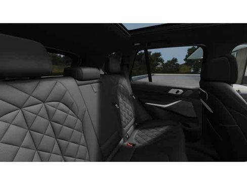 New 2026 BMW X5 xDrive40i w/ M Sport Package image 12