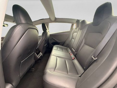 Used 2025 Tesla Model 3 Long Range RWD image 28