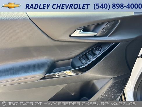 Certified 2025 Chevrolet Equinox LT AWD/4WD image 5