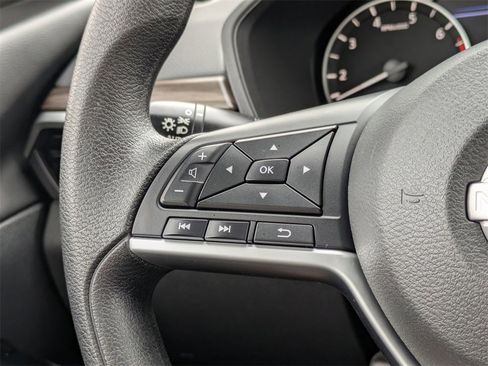 Certified 2023 Nissan Altima 2.5 SV image 19