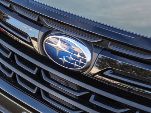 Used 2023 Subaru Forester Premium image 9