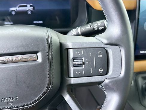 Used 2024 Land Rover Defender 110 X AWD/4WD image 12