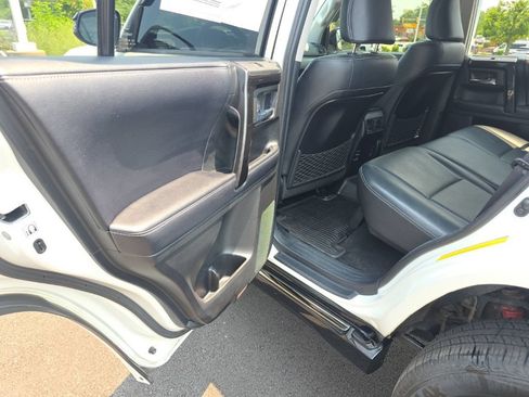 Used 2019 Toyota 4Runner Limited AWD/4WD image 12