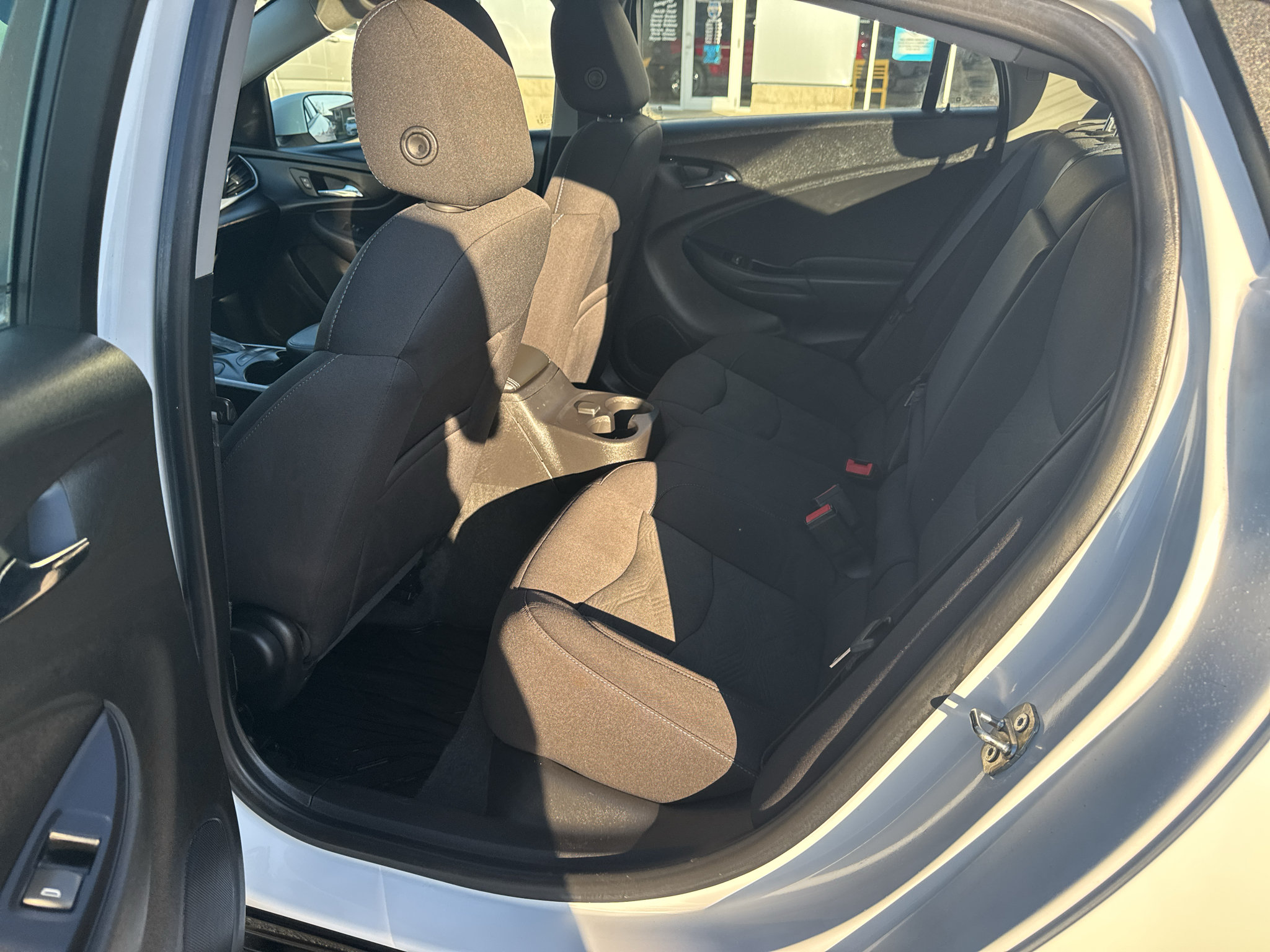 Used 2019 Chevrolet Volt LT w/ Comfort Package FWD image 25