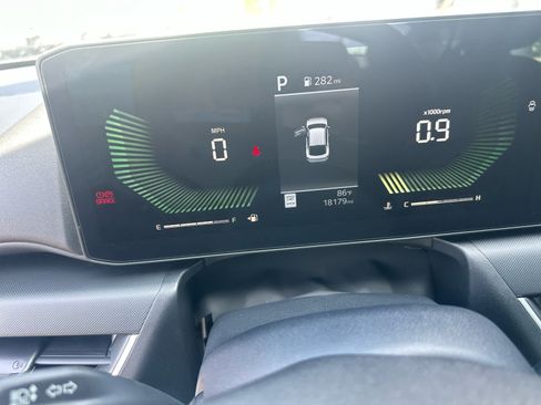 Used 2025 Kia K4 FWD image 18