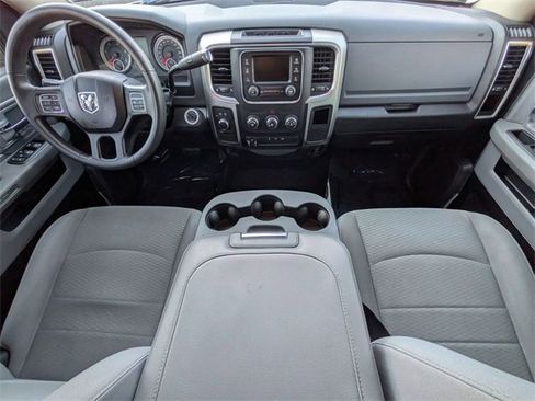 Used 2018 RAM 2500 SLT image 24