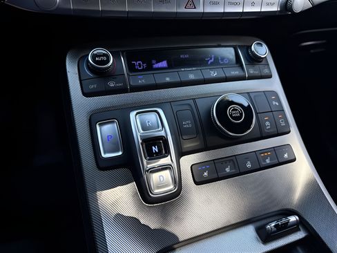 Used 2020 Hyundai Palisade Limited FWD image 11