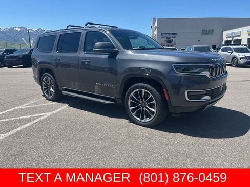 Used 2022 Jeep Wagoneer Series II w/ Premium Group I AWD/4WD image 1