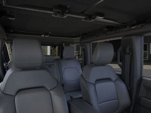 New 2025 Ford Bronco Badlands w/ Sasquatch Package image 12