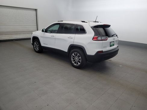 Used 2020 Jeep Cherokee Latitude Plus AWD/4WD image 3