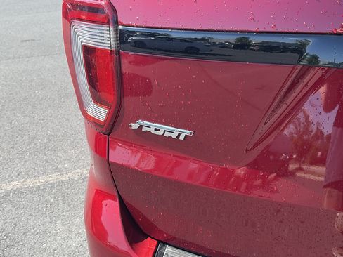Used 2018 Ford Explorer Sport w/ Equipment Group 401A AWD/4WD image 14