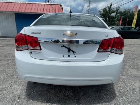 Used 2013 Chevrolet Cruze LT FWD image 5