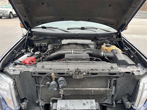 Used 2011 Ford F150 Lariat w/ Lariat Chrome Pkg image 31