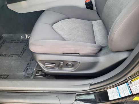 Used 2023 Toyota Camry LE image 14