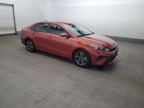 Used 2023 Kia Forte LXS w/ LXS Technology Package FWD image 11
