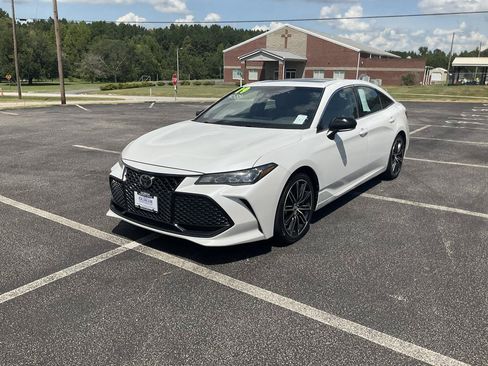Used 2019 Toyota Avalon XSE w/ Carpet Mat Package FWD image 15