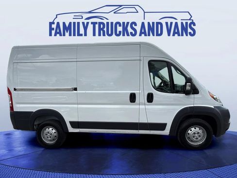 Used 2018 RAM ProMaster 2500 FWD image 6