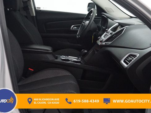 Used 2017 GMC Terrain SLE FWD image 8