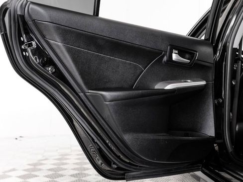 Used 2014 Toyota Camry SE w/ Leather Package image 45