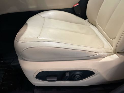 Used 2022 Jeep Grand Cherokee L Limited image 12