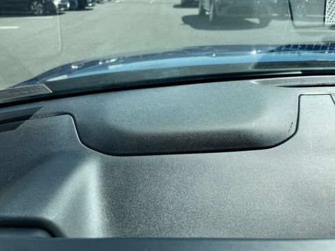 Used 2025 Kia K4 LXS image 34