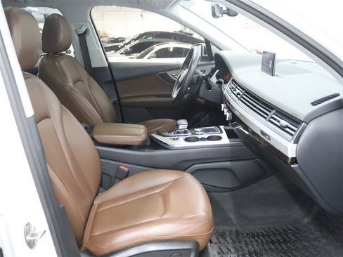 Used 2019 Audi Q7 2.0T Premium w/ Convenience Package AWD/4WD image 32