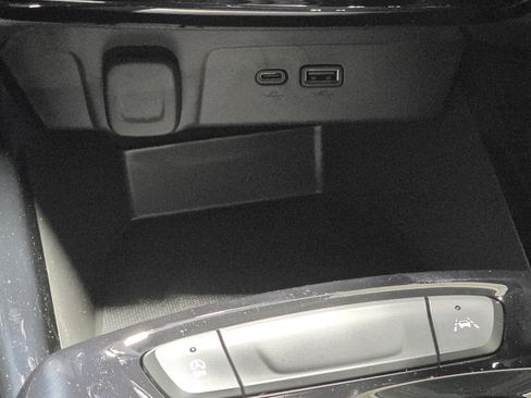 New 2026 Chevrolet Trax LT image 28