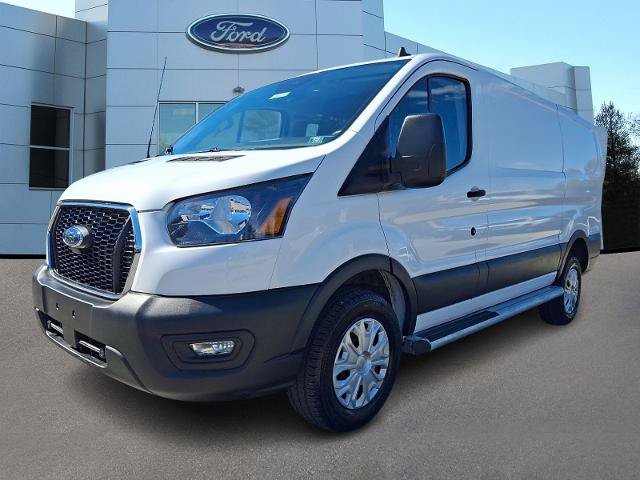 Certified 2025 Ford Transit 250 Low Roof w/ Exterior Upgrade Package RWD image 3