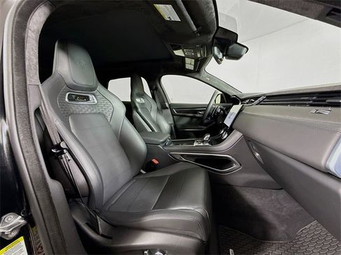 Used 2024 Jaguar F-PACE SVR image 30