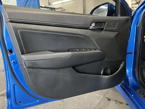 Used 2017 Hyundai Elantra Sport w/ Sport Premium Package 06 image 14