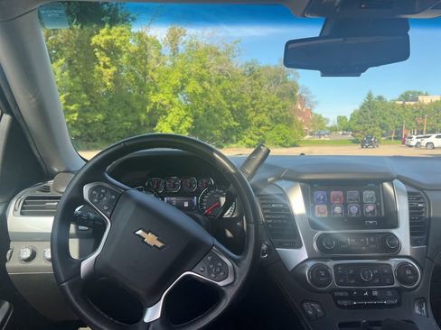 Used 2017 Chevrolet Tahoe LT AWD/4WD image 29