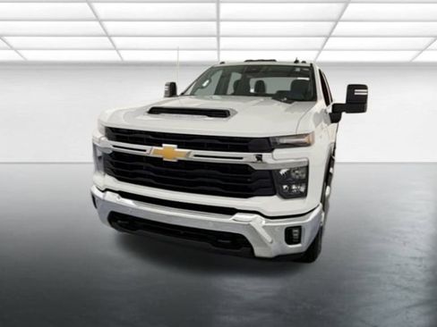 Used 2025 Chevrolet Silverado 2500 LT w/ All Star Edition image 3